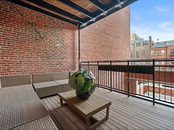 5th image of 397 Commonwealth Ave #3