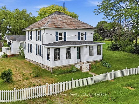 2nd image of 1562 Morganston Rd