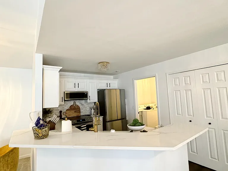 44060 Rushcliffe Dr — Photo 7