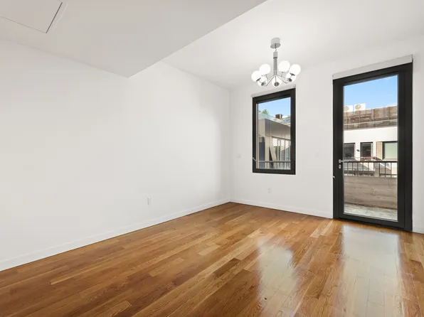 54 Noll Street image 1 of 25