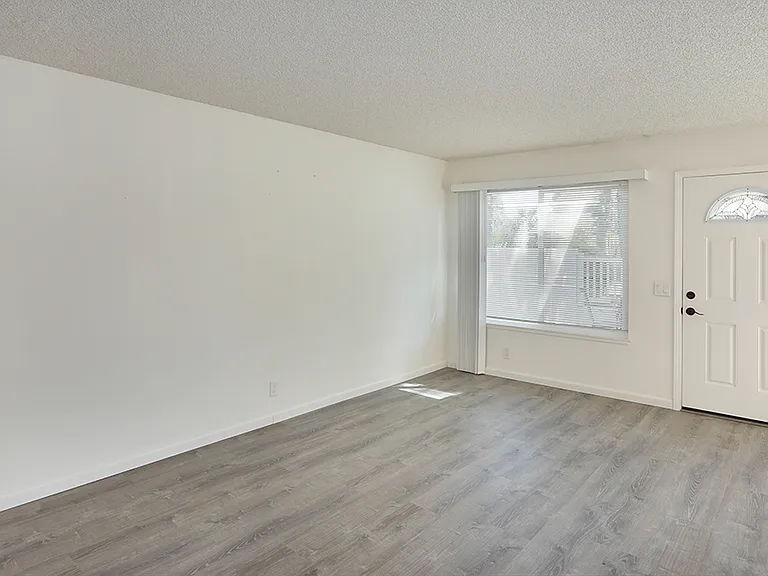 7912 Rainbow Cir #1 — Photo 7