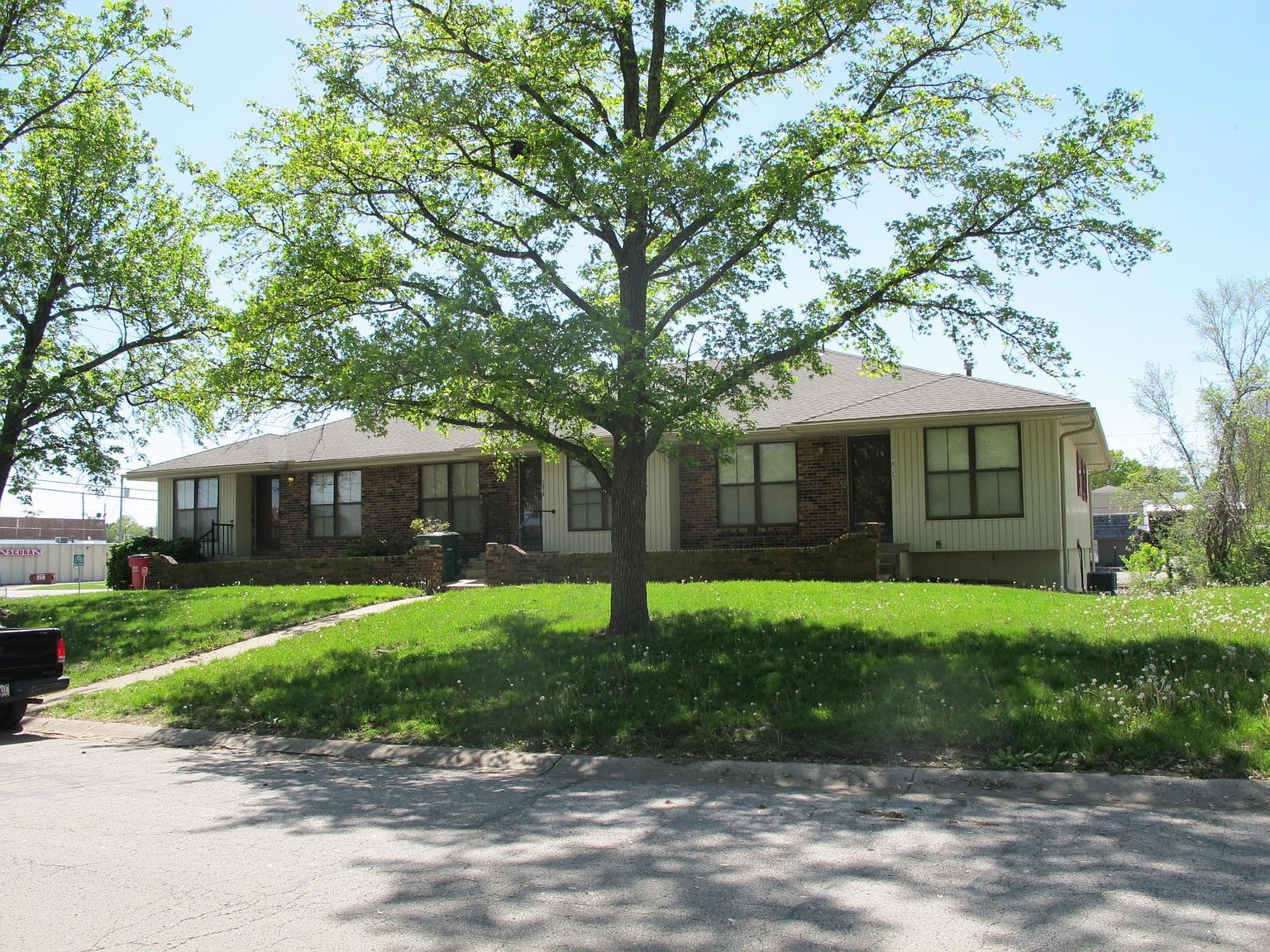 701 NW 6th St APT C, Blue Springs, MO 64014 | Zillow