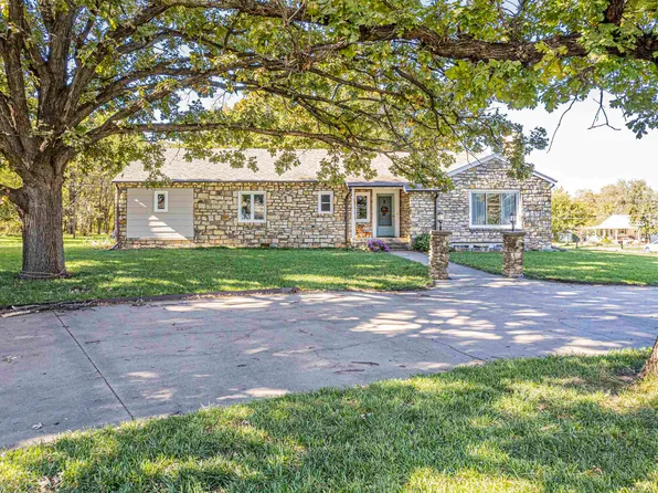 205 S Bridge St, Enterprise, KS 67441