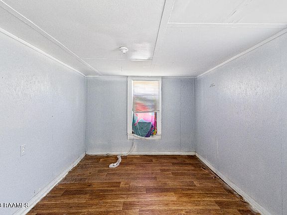 2nd image of 104 S Avenue M