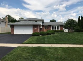 772 Wellington Pkwy, New Lenox, IL 60451