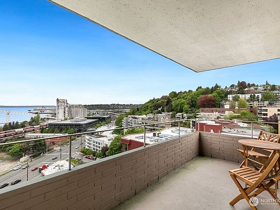 4th image of 521 5th Avenue W #805
