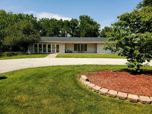 4536 W Stuenkel Rd, Monee, IL 60449