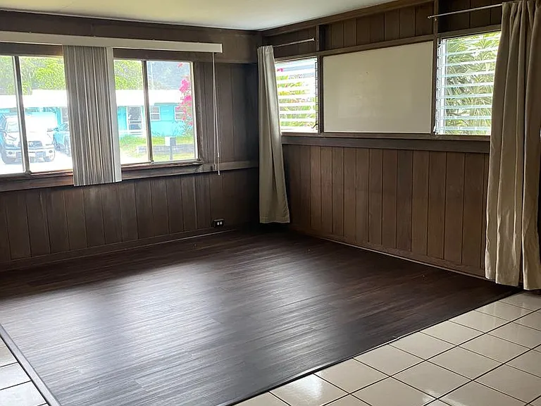 521 Ululani St — Photo 3