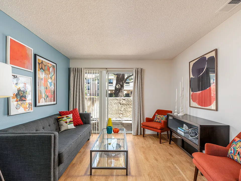 West Park Villas Apartments