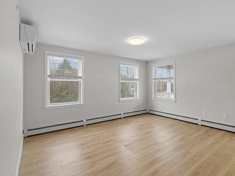 Hayloft Apartments — Photo 75