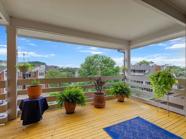 245 Boxmere Pl, Nashville, TN 37215
