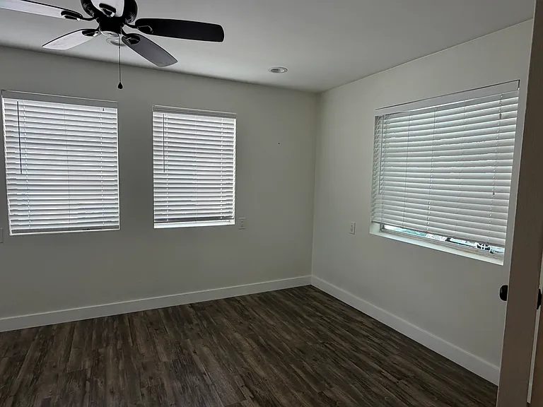 Office/Laundry