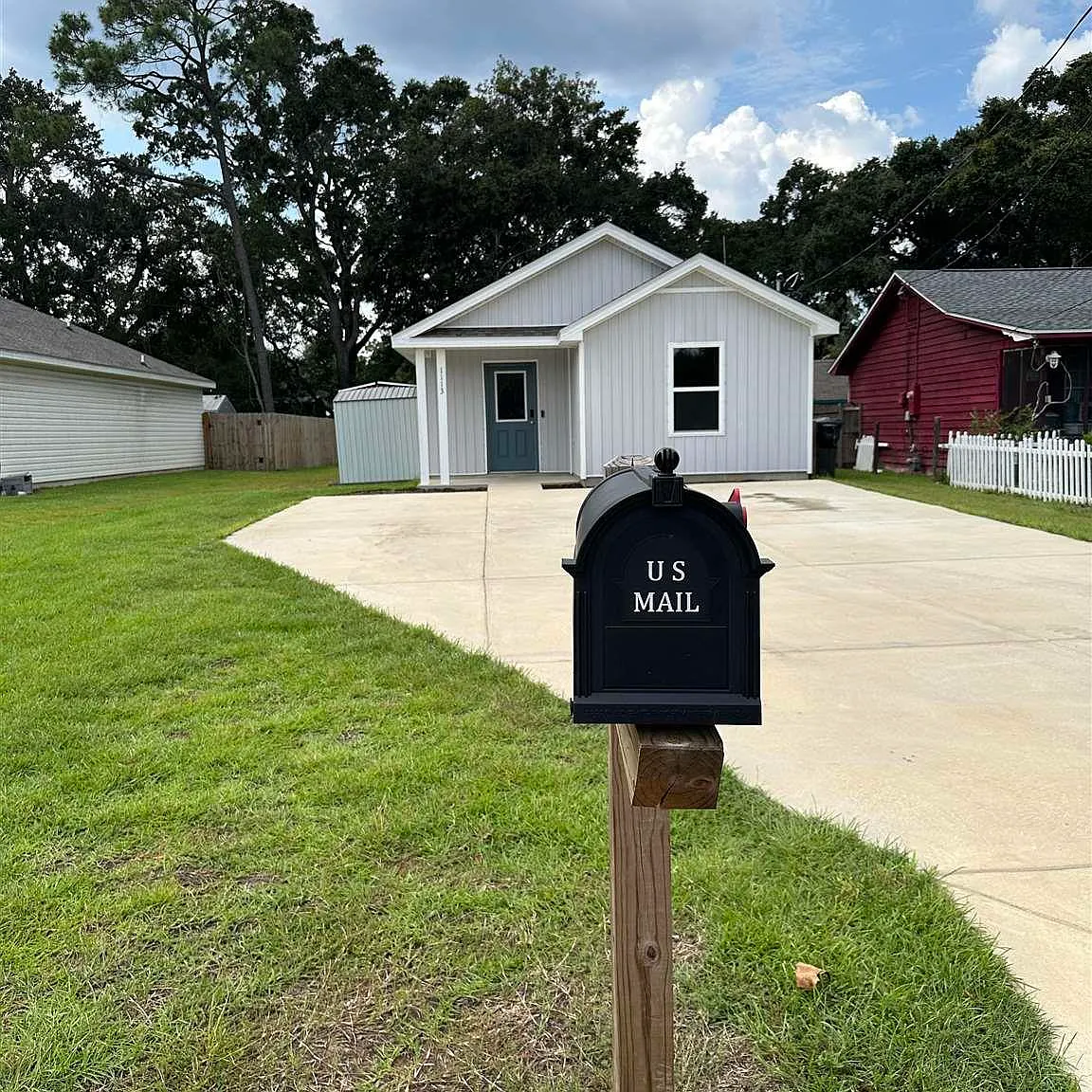 2 bed, 937 sqft, $1,900 — Photo 1