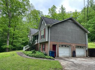 1382 Valley Trl, Warrior, AL 35180