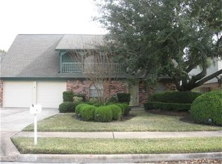 12015 Sturdivant St, Meadows Place, TX 77477