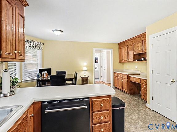4th image of 16406 Inchcape Rd