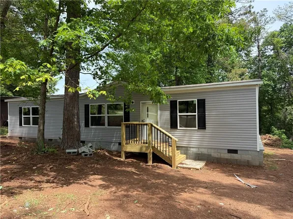 166 Evergreen Dr, Villa Rica, GA 30180