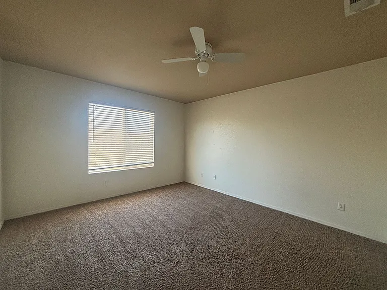 44321 Sunmist Ct — Photo 29