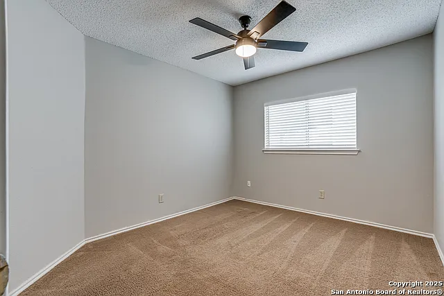 16522 Alwick Ln — Photo 26