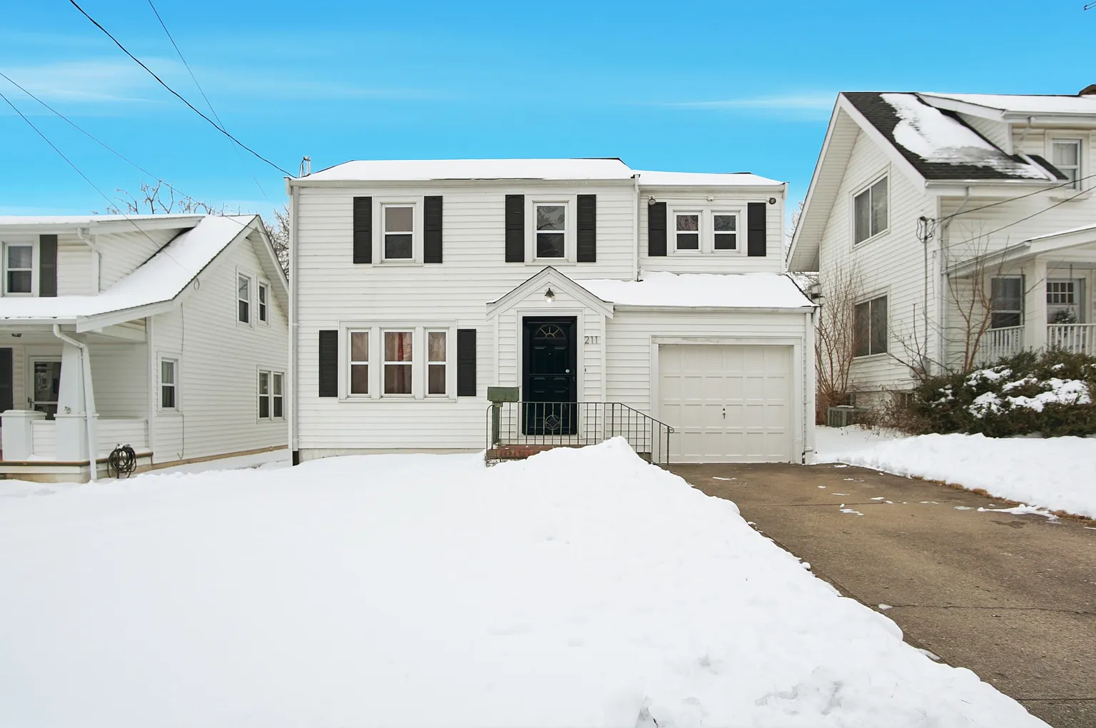 211 Erlanger Rd photo 1