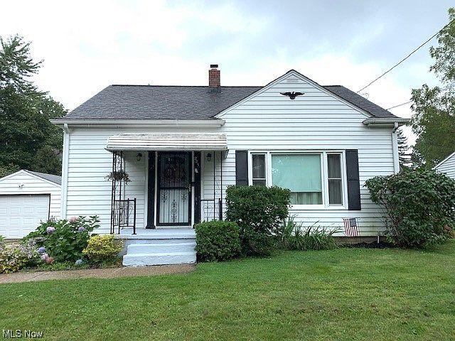 1st image of 2251 8th St