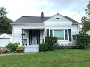 2251 8th St, Cuyahoga Falls, OH 44221