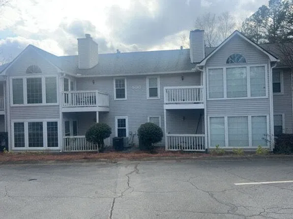 908 Gettysburg Pl, Sandy Springs, GA 30350