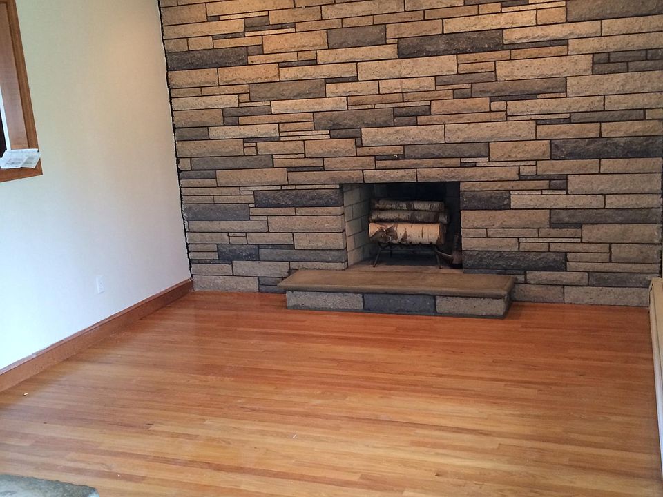 2nd image of 79 Adams St