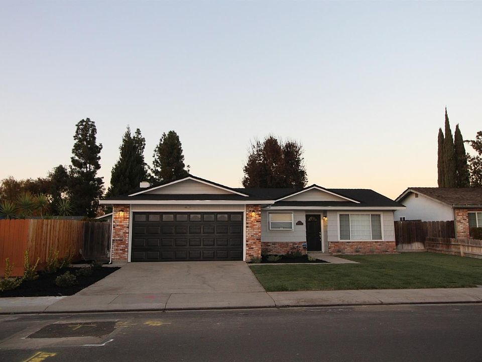 1st image of 653 Parkwood Dr