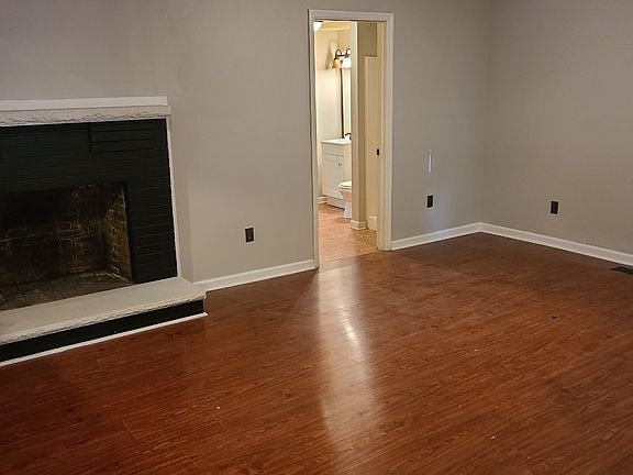 3rd image of 317 Center St