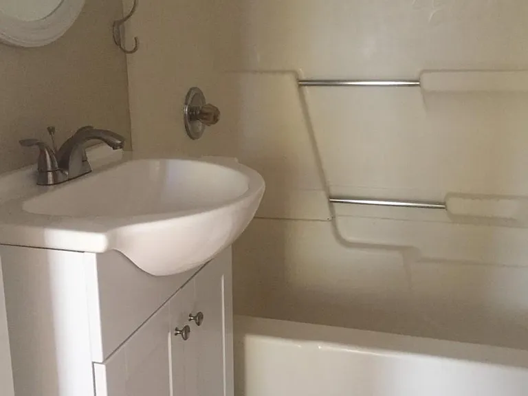 59 Pleasant St #202 — Photo 8