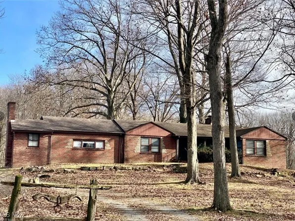 9273 Sharrott Rd, Poland, OH 44514