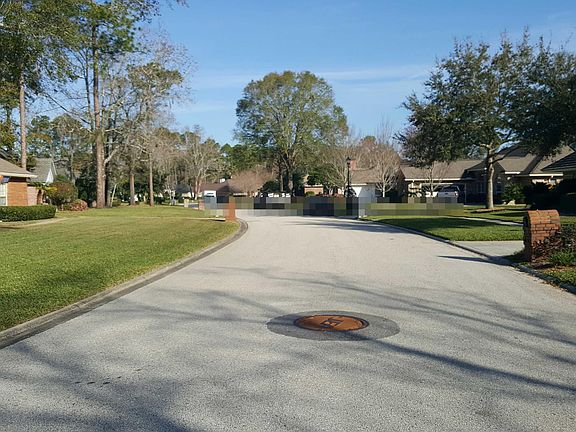 4th image of 1771 Plantation Oaks Dr