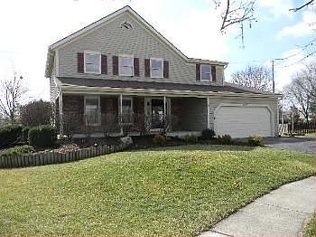1st image of 7825 Forest Brook Ct