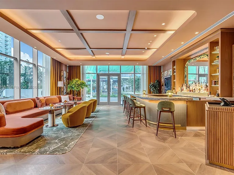 77 SE 5th St #Penthouse 03 — Photo 44