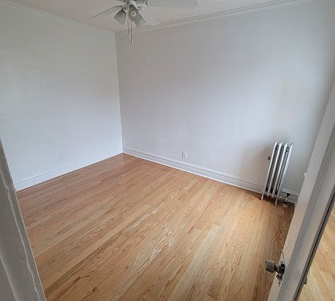 5th image of 6940 S Crandon Ave #2W