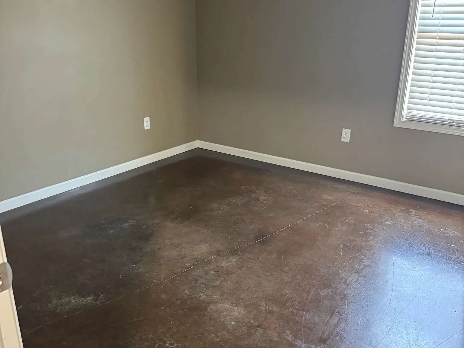 3 bed, $950 — Photo 4