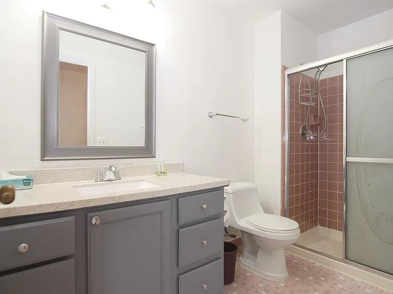 5590 Greenbriar Dr — Photo 22
