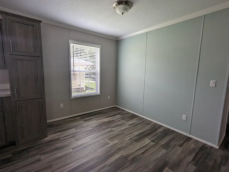 5502 Lansing Dr — Photo 4