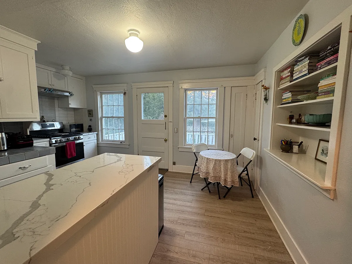 Building Photo - 23 Mesa Ave #NA