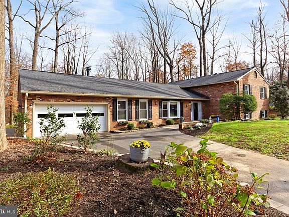 4th image of 5945 One Penny Dr