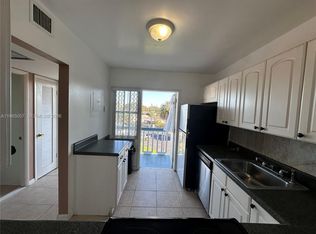 Sheridan Lakes Condo Apts, Hollywood, FL 33021