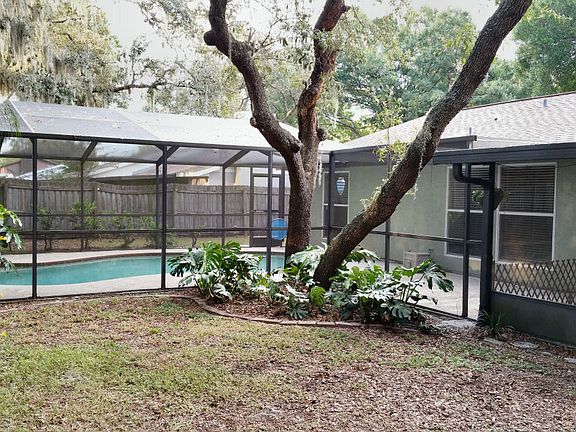 3rd image of 5341 Black Pine Dr