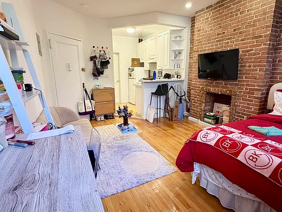 3rd image of 534 E 83rd St APT 2A
