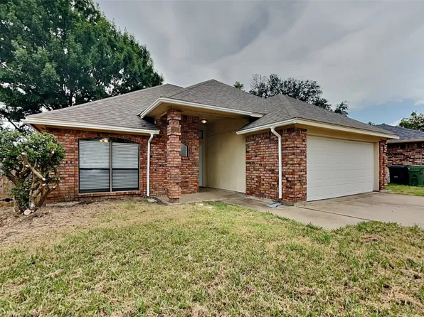 6001 Fern Meadow Rd, Arlington, TX 76017