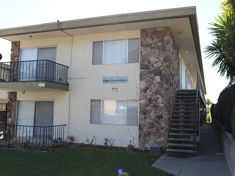 45 Wilson Ave — Photo 1