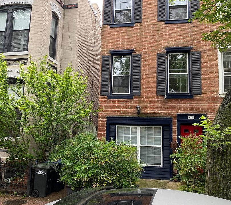 1st image of 339 11th St SE