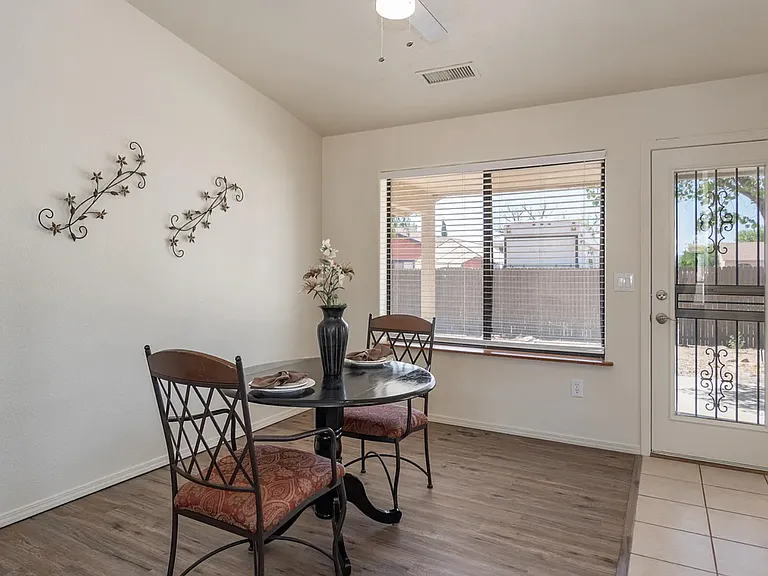 7851 E Marigold Ln — Photo 16