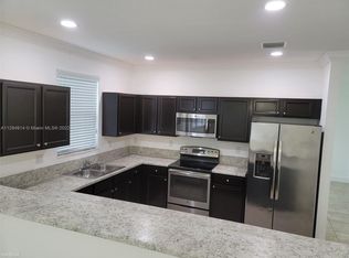 11750 SW 233rd Ln, Homestead, FL 33032