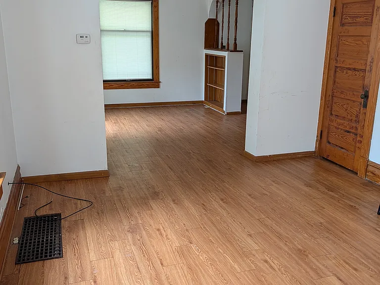 126 SW Buchanan St — Photo 11